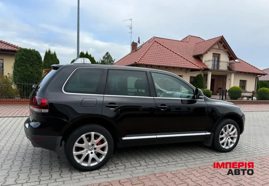 Volkswagen Touareg - фото 6