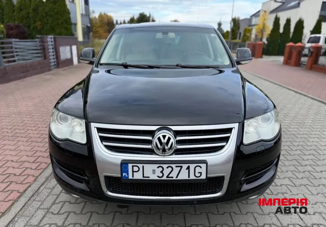 Volkswagen Touareg - фото 10
