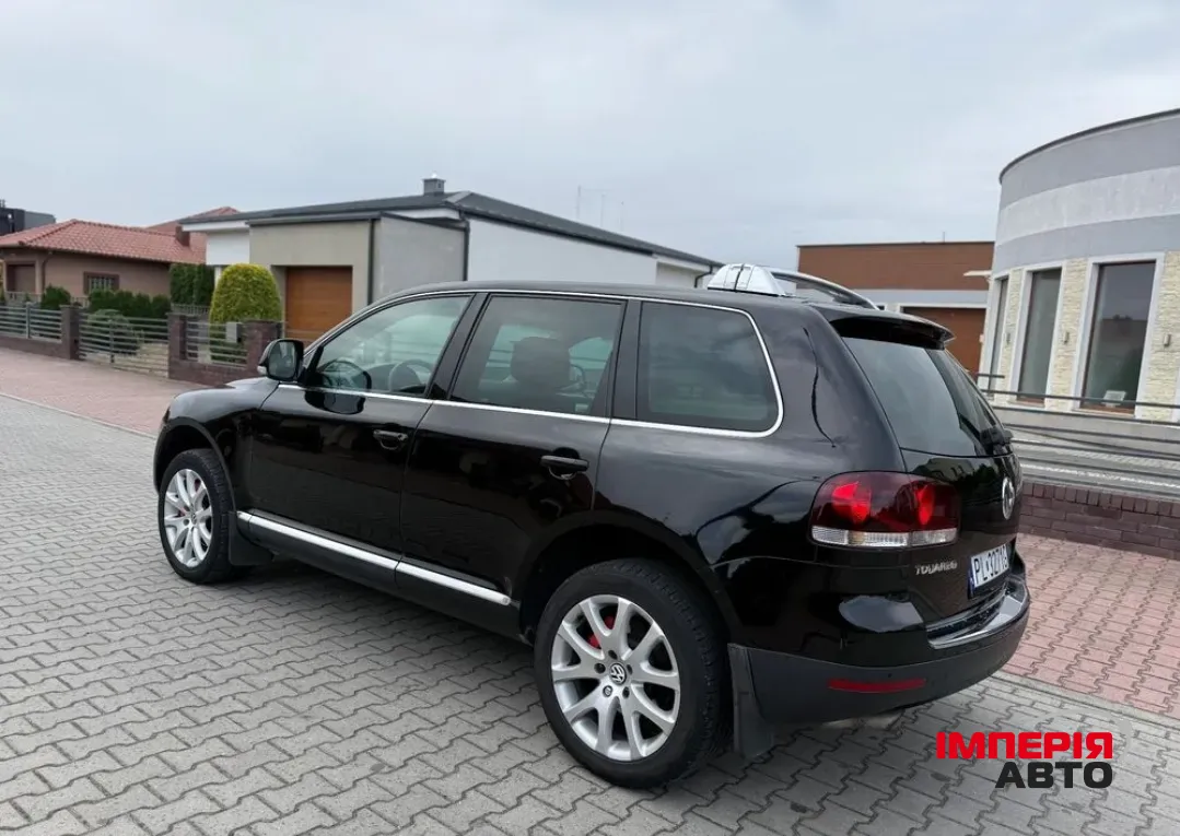 Volkswagen Touareg - фото 4