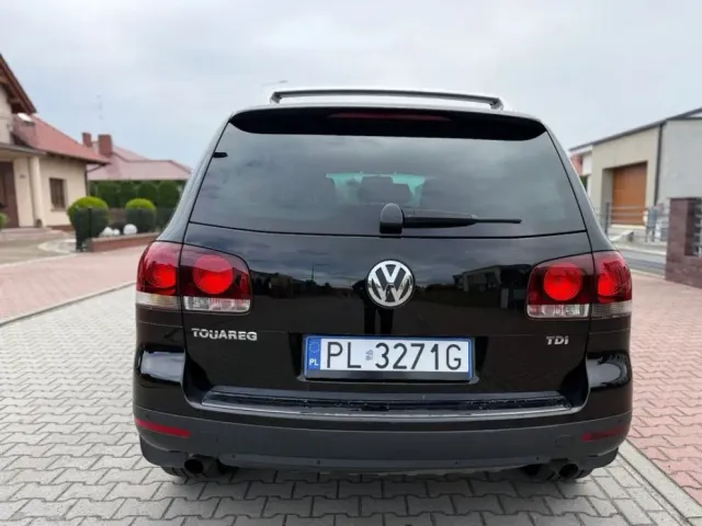 Volkswagen Touareg - фото 3
