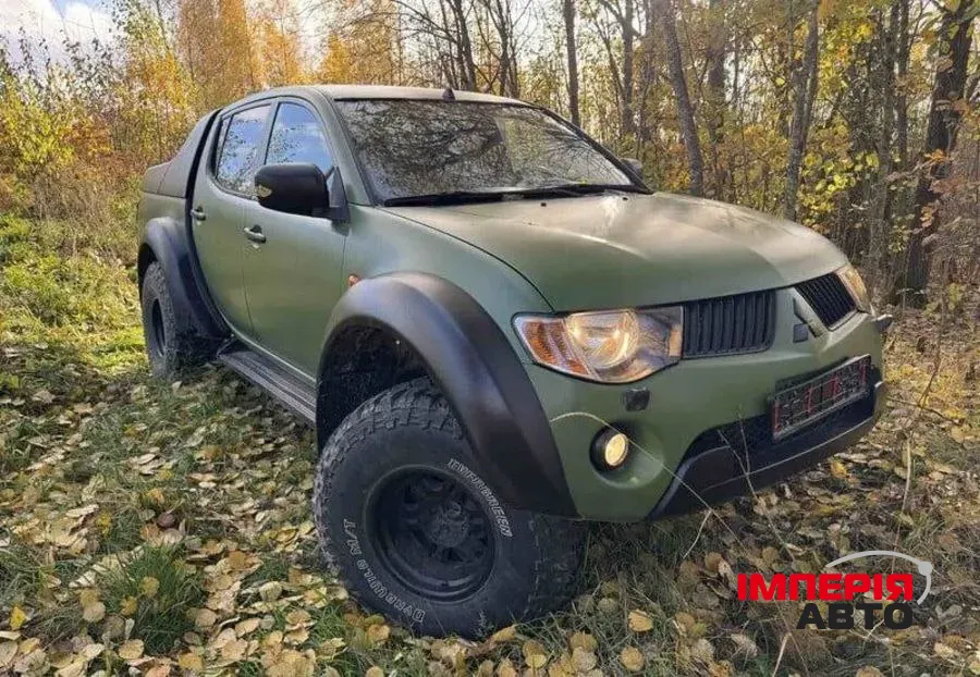 Mitsubishi L200 - фото 7