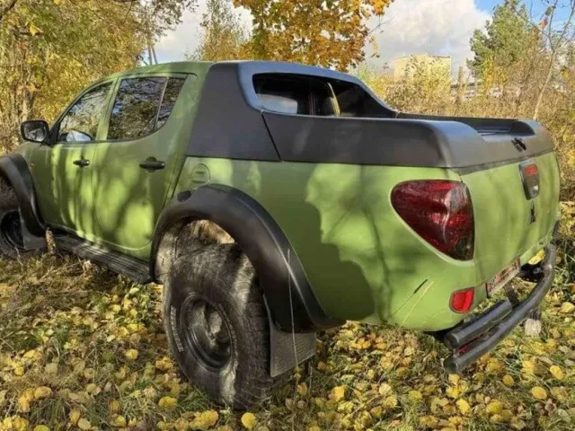 Mitsubishi L200 - фото 2