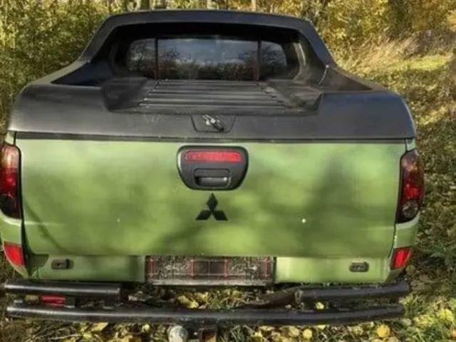 Mitsubishi L200 - фото 5