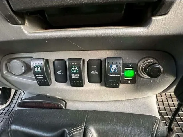 Toyota Hilux - фото 5