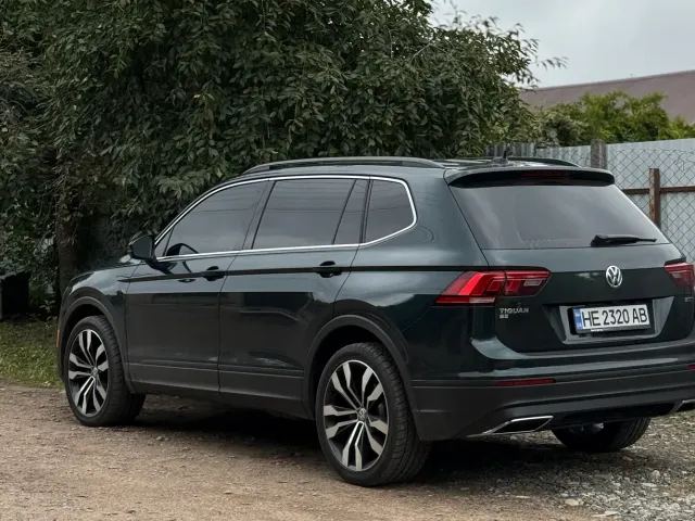 Volkswagen Tiguan - фото 5