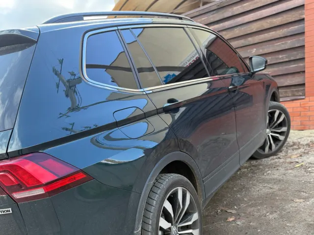 Volkswagen Tiguan - фото 2