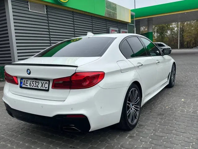 BMW 5 серії - фото 2