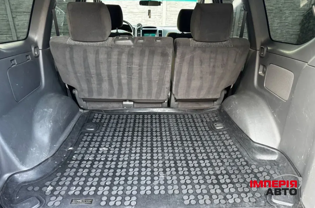 Toyota Land Cruiser Prado - фото 2