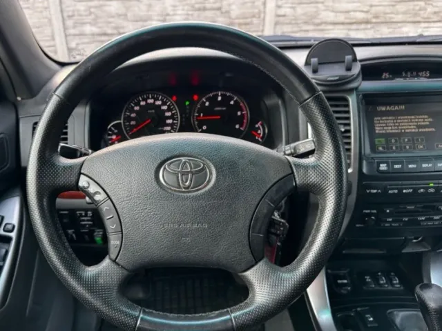 Toyota Land Cruiser Prado - фото 4