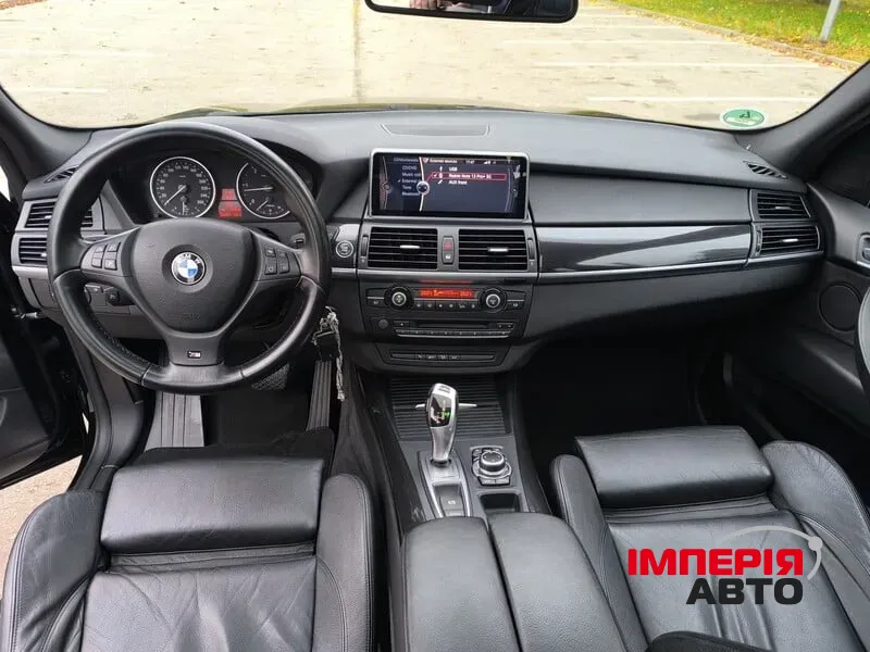 BMW X5 - фото 5