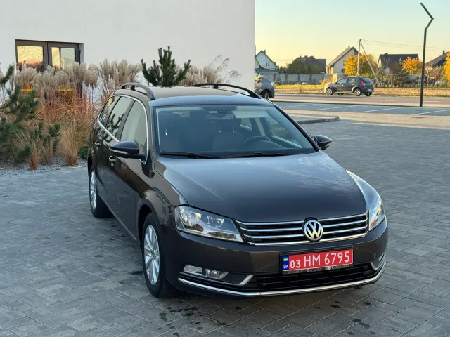 Volkswagen Passat - фото 4