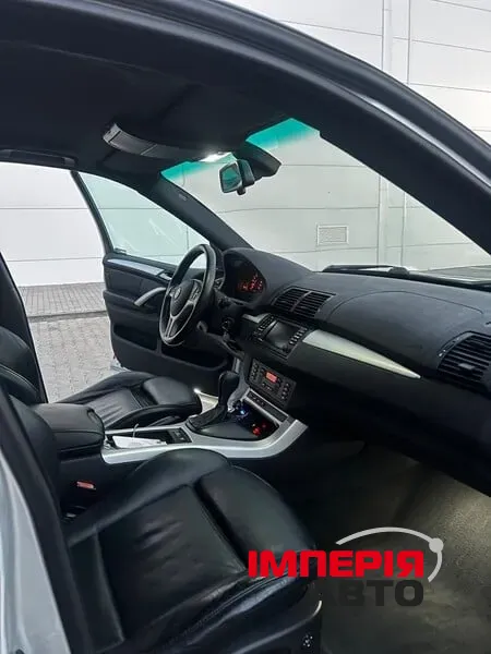 BMW X5 - фото 4