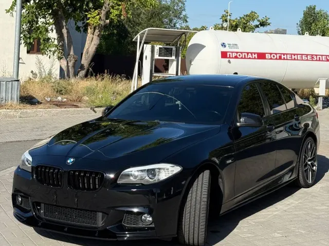 BMW 5 серії - фото 2