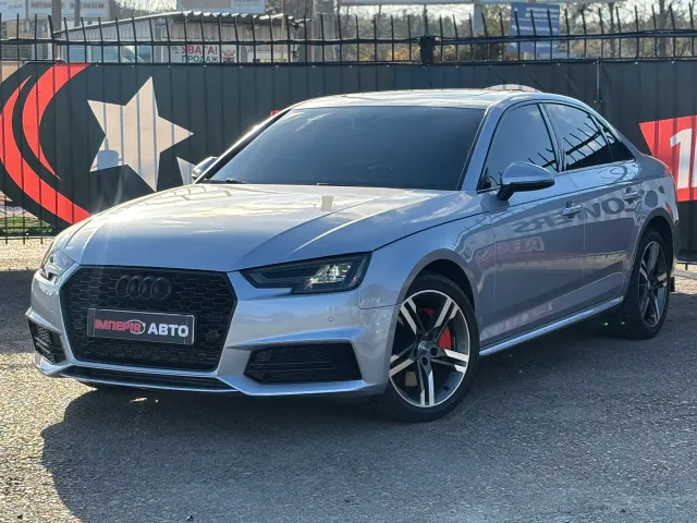 Audi A4 - фото 1