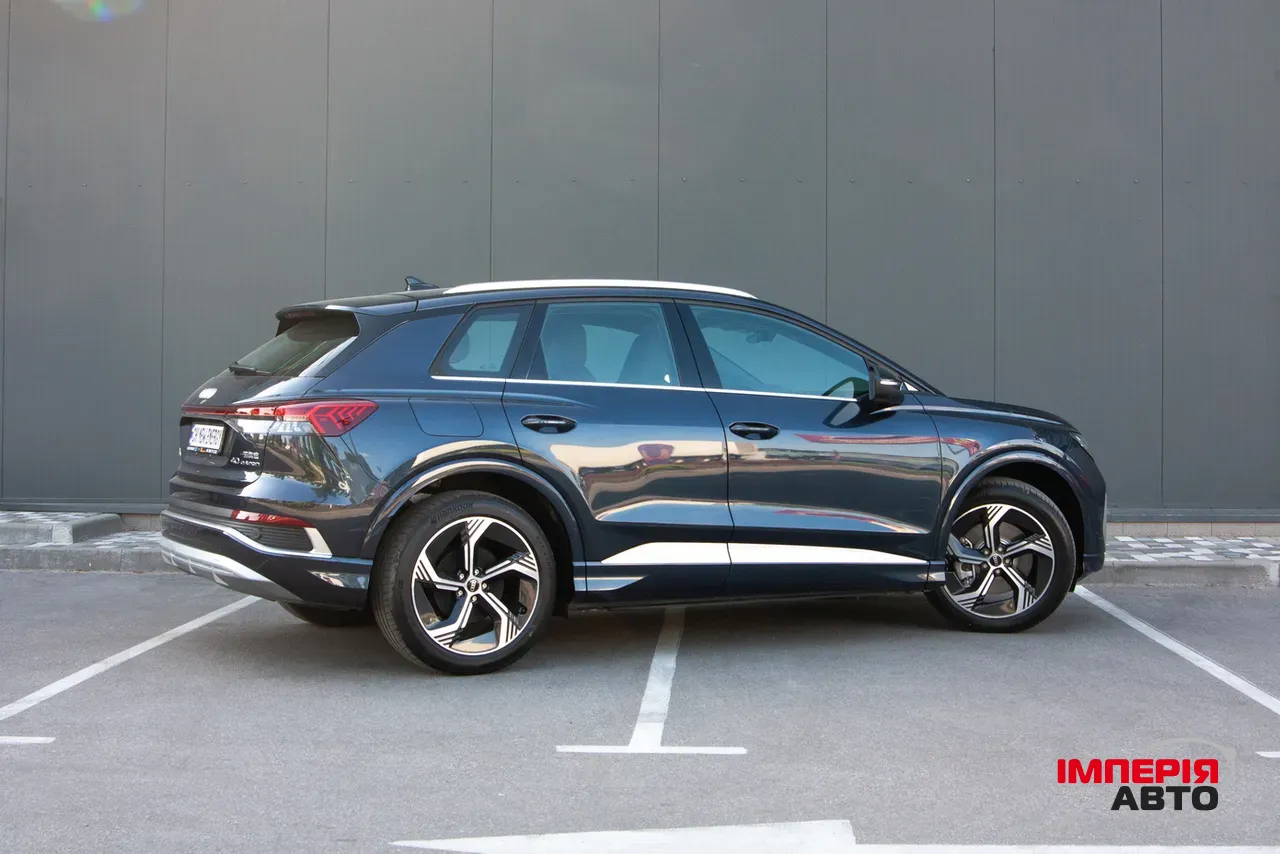 Audi Q4 e-tron - фото 5