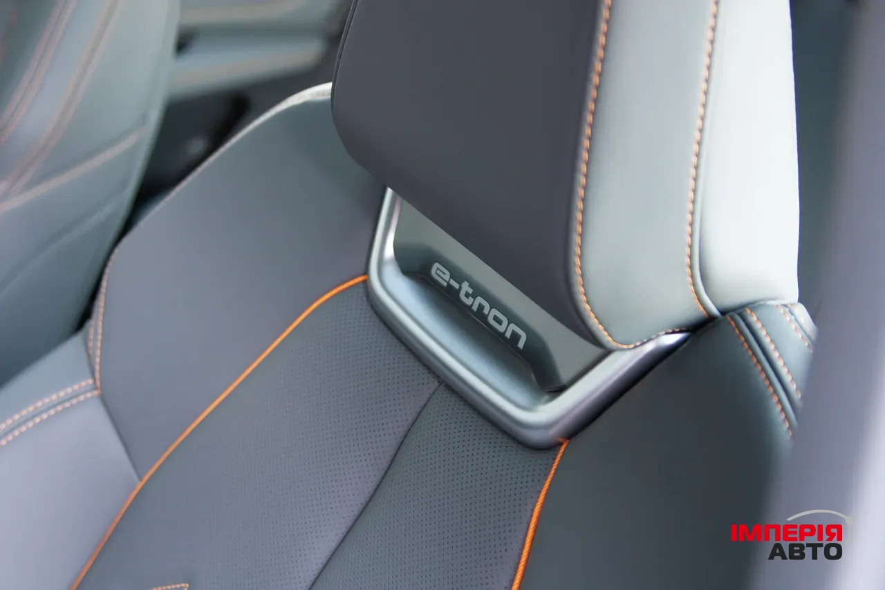 Audi Q4 e-tron - фото 14