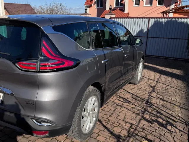 Renault Espace - фото 2