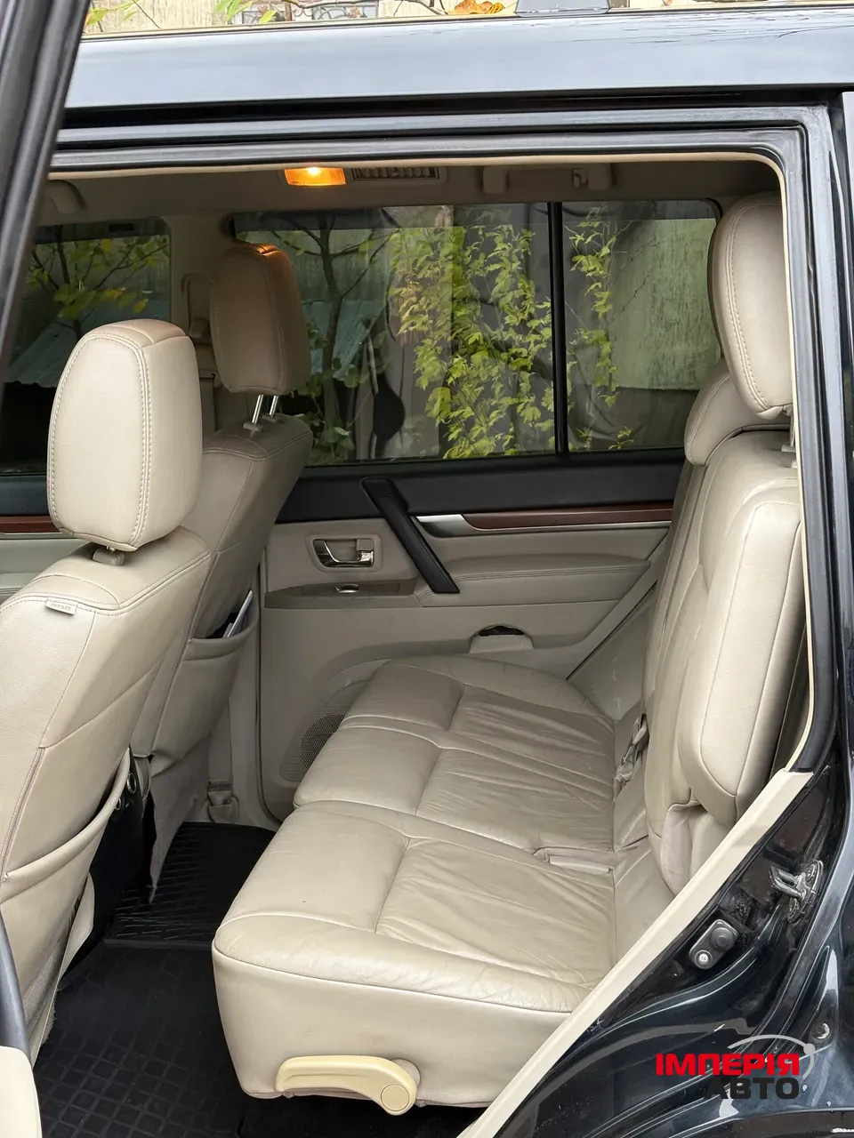 Mitsubishi Pajero - фото 7