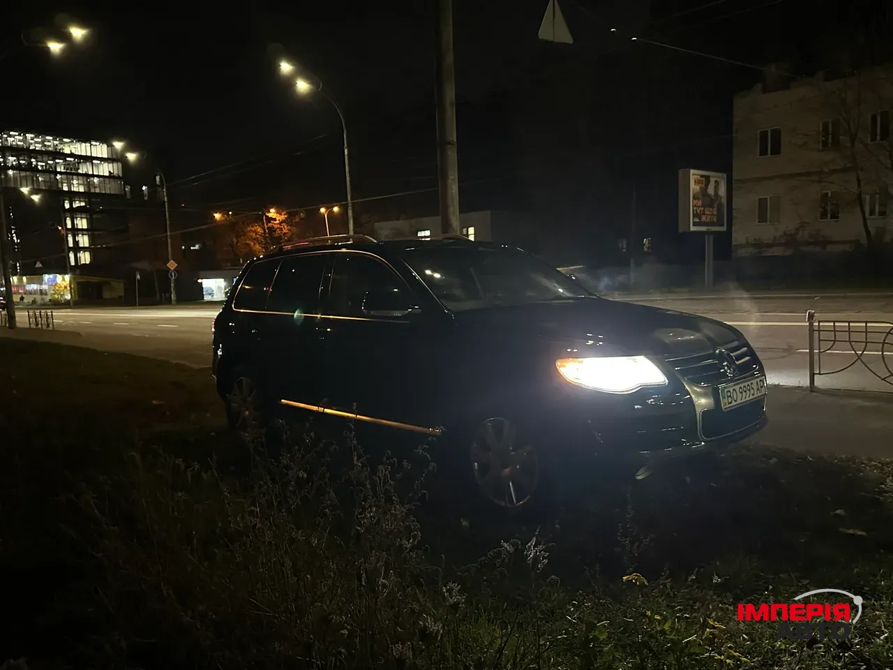 Volkswagen Touareg - фото 5