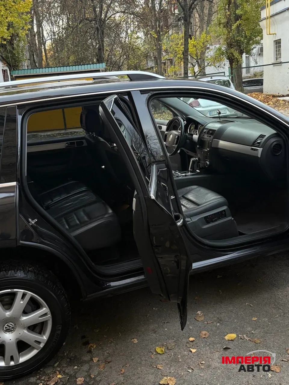 Volkswagen Touareg - фото 25