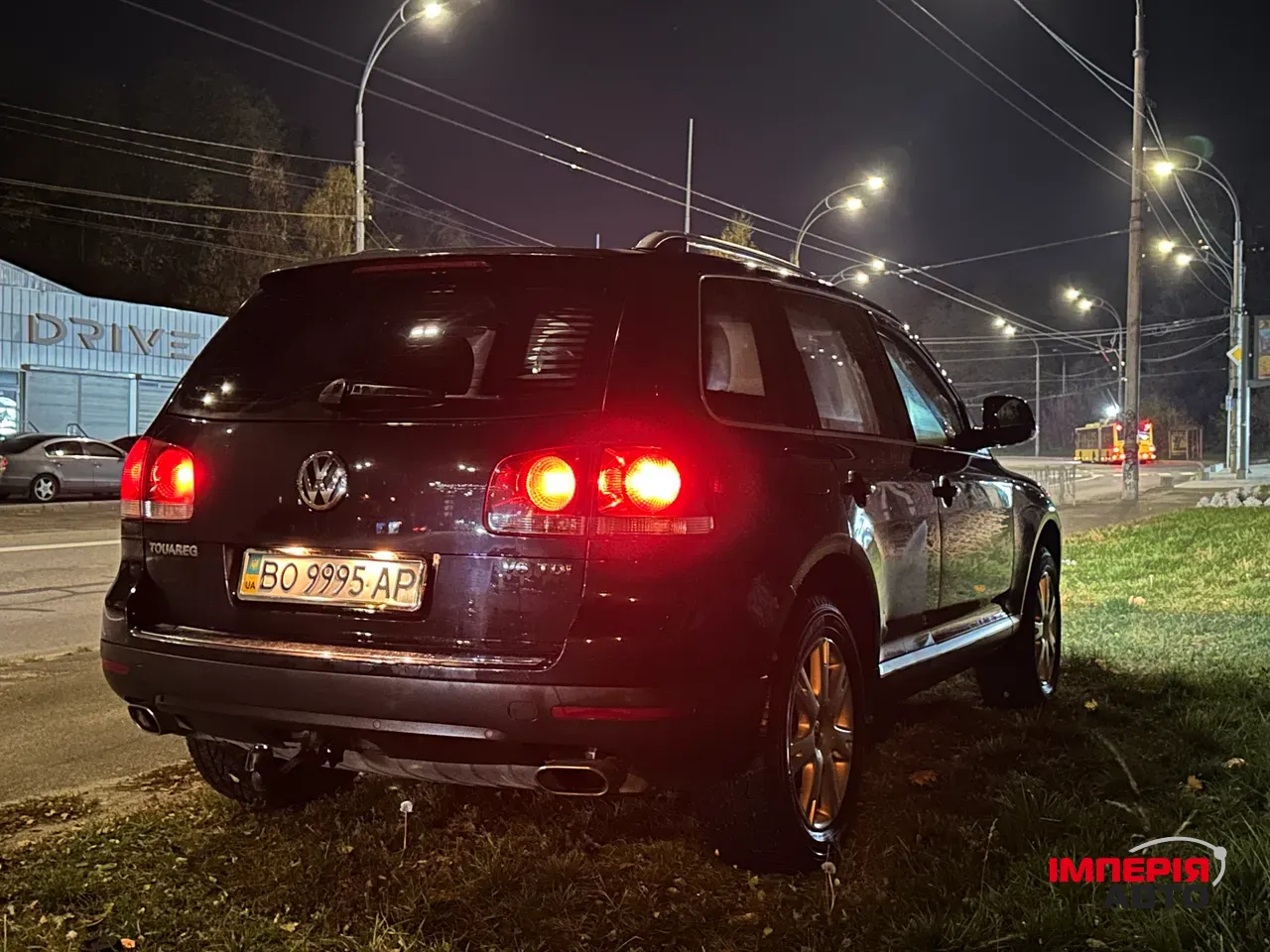 Volkswagen Touareg - фото 4