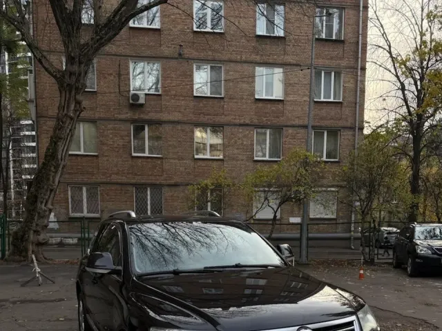 Volkswagen Touareg - фото 2