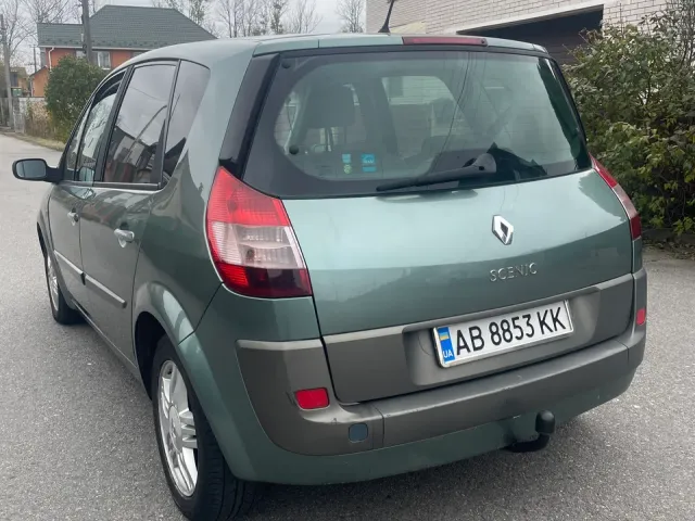 Renault Scenic - фото 4