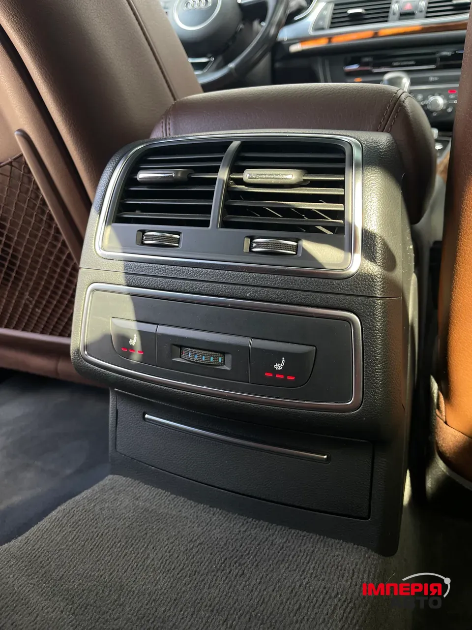 Audi A6 - фото 15