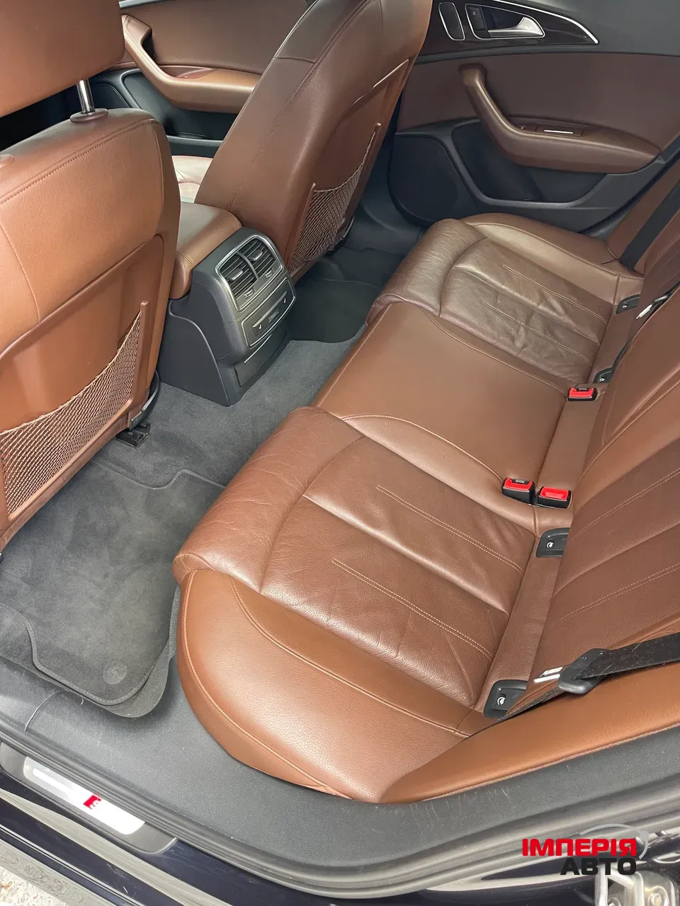 Audi A6 - фото 14