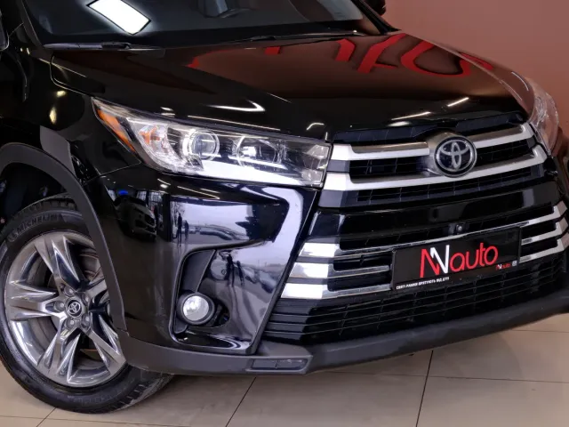 Toyota Highlander - фото 3