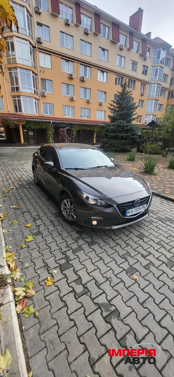 Mazda 3 - фото 3