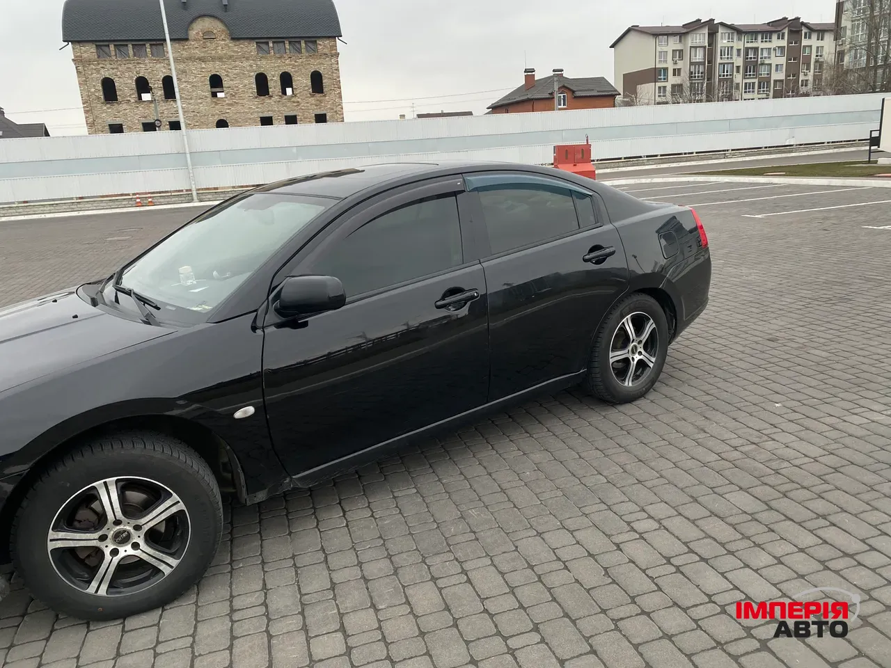 Mitsubishi Galant - фото 4