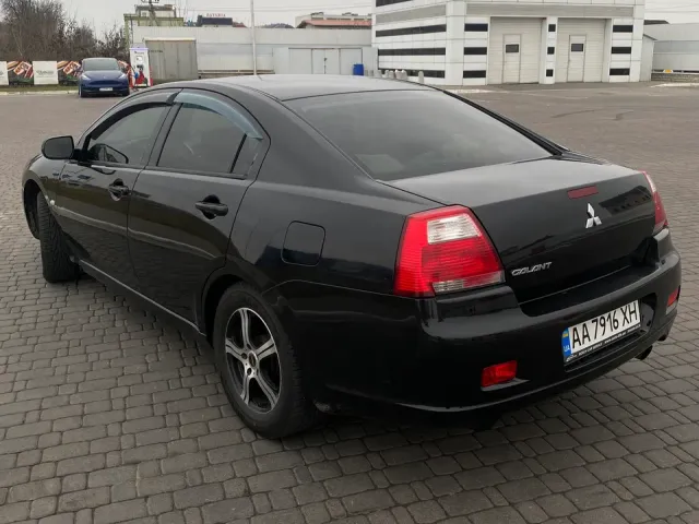 Mitsubishi Galant - фото 3