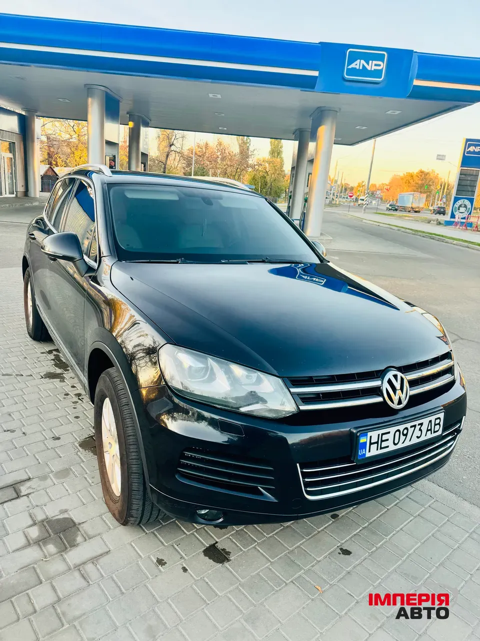 Volkswagen Touareg - фото 1