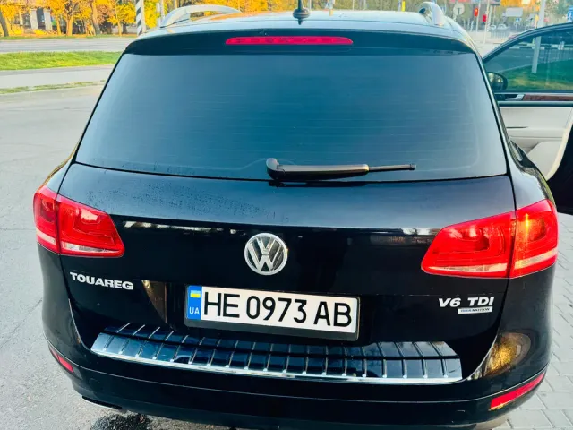 Volkswagen Touareg - фото 4