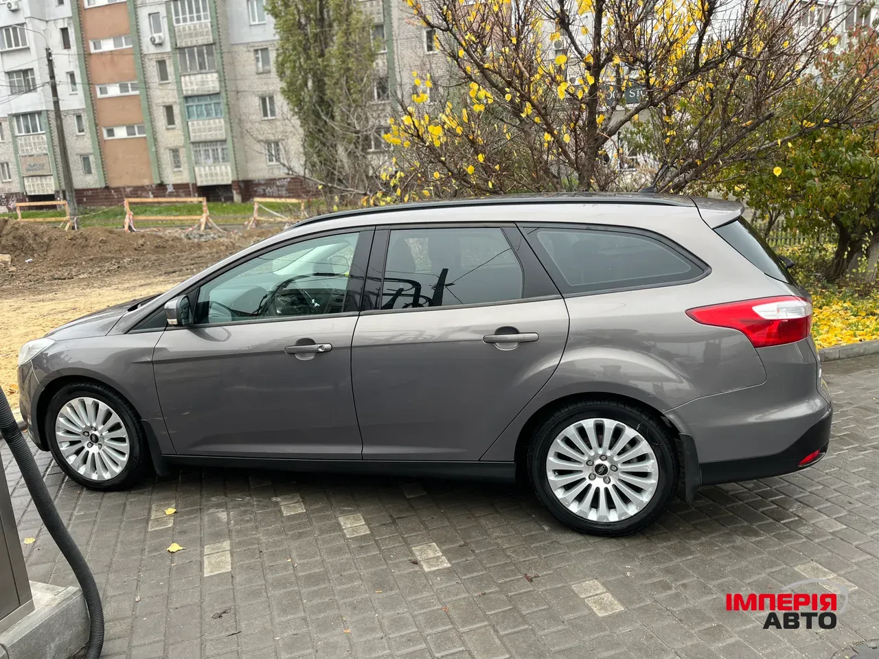 Ford Focus - фото 9