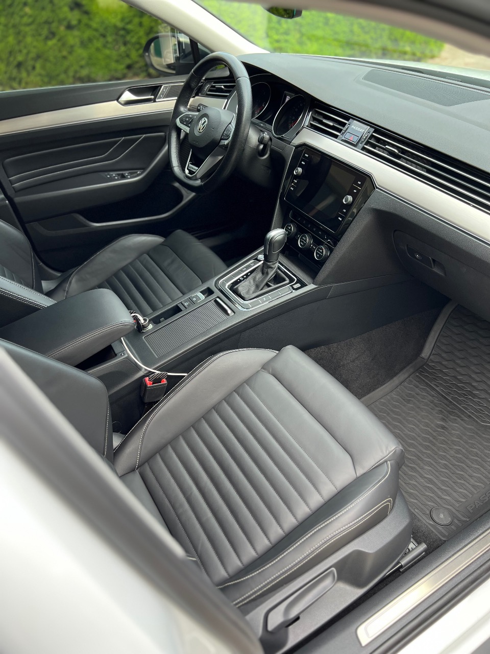 Volkswagen Passat - фото 11