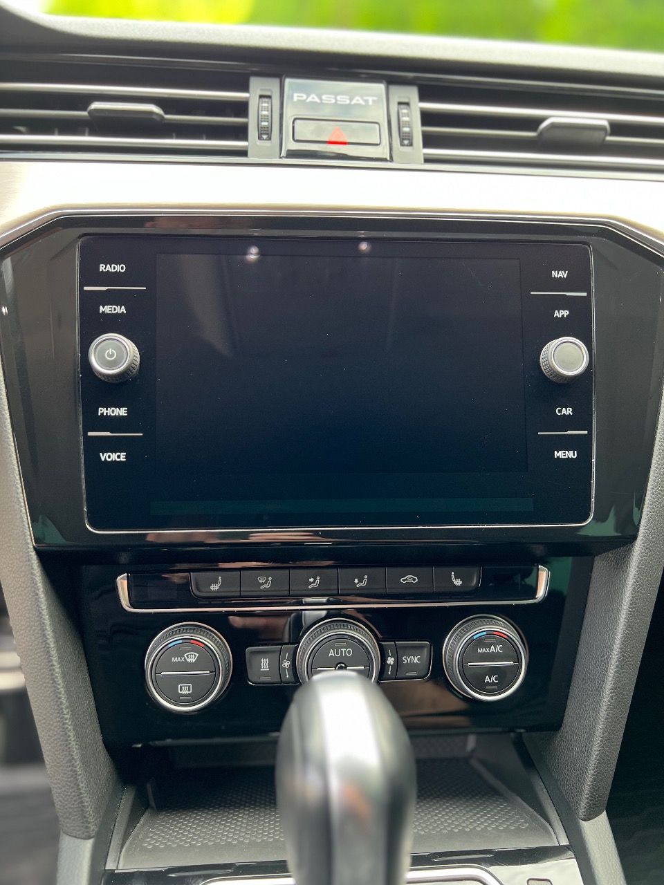 Volkswagen Passat - фото 1