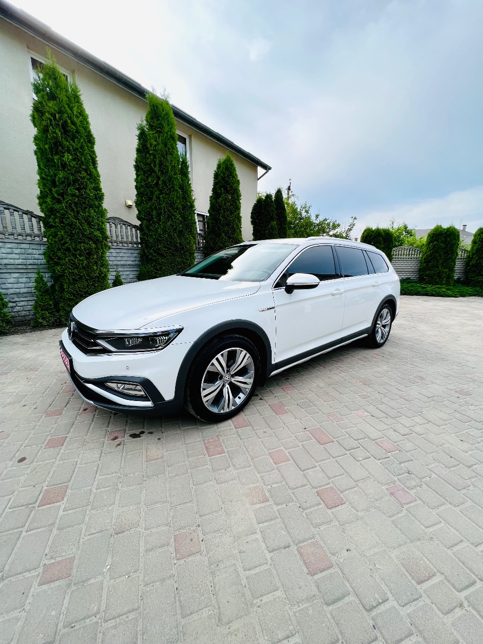 Volkswagen Passat - фото 2