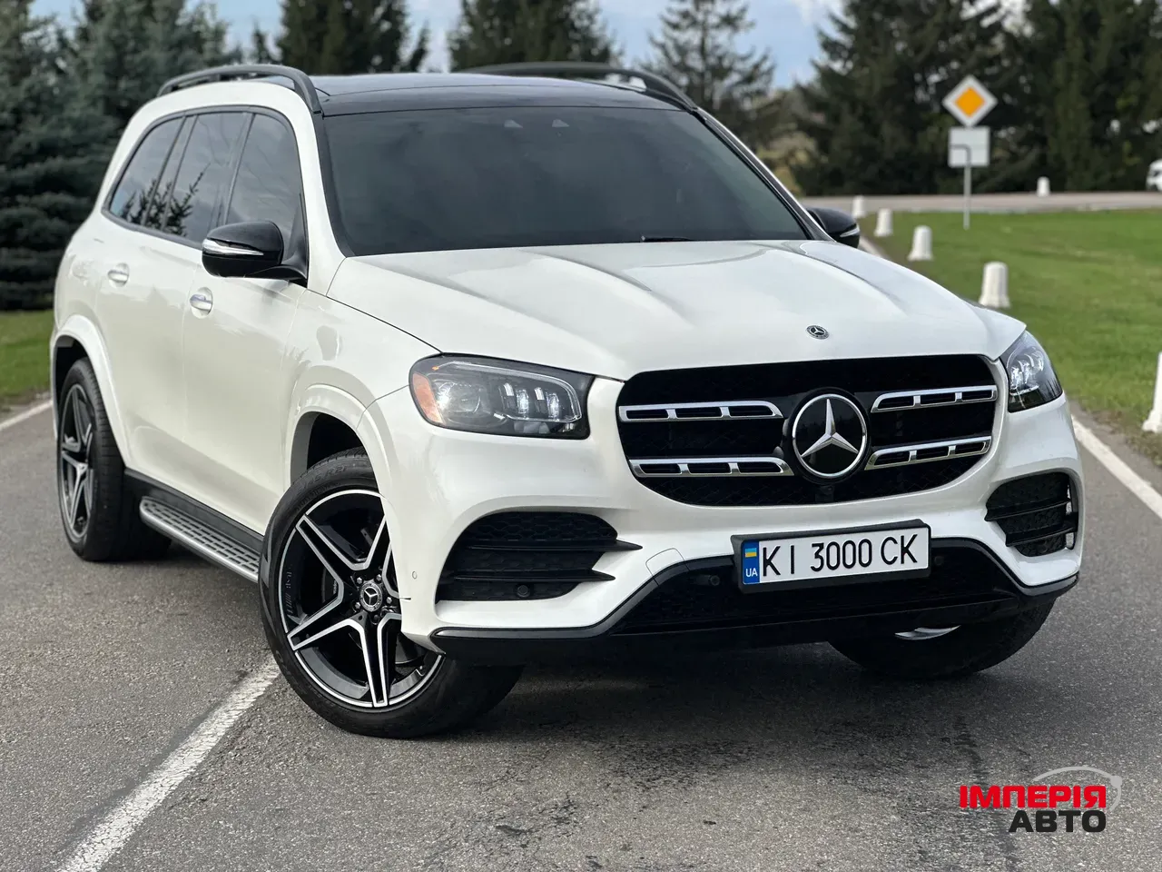 Mercedes-Benz GLS - фото 9