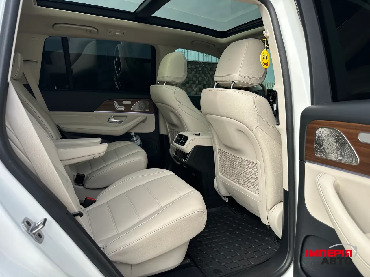 Mercedes-Benz GLS - фото 51