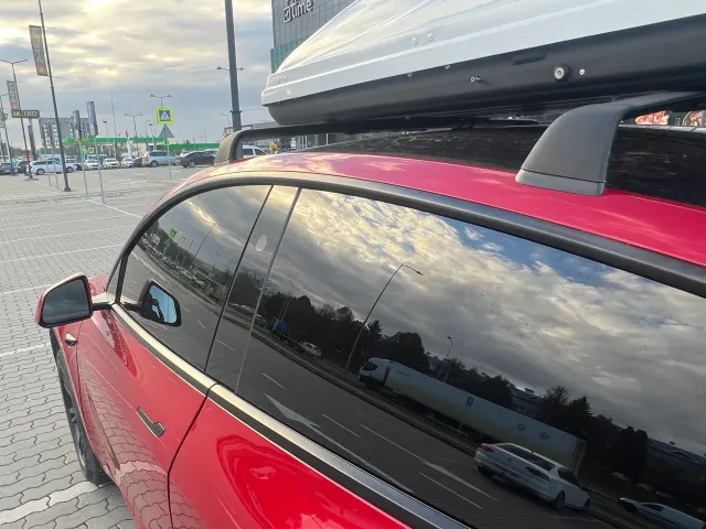 Tesla Model Y - фото 3