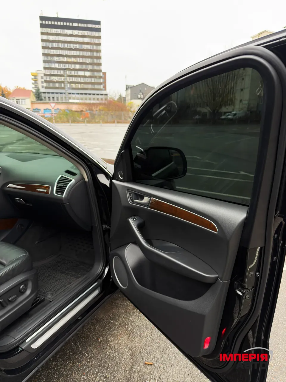 Audi Q5 - фото 8