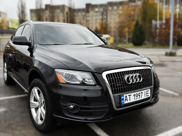 Audi Q5 - фото 1