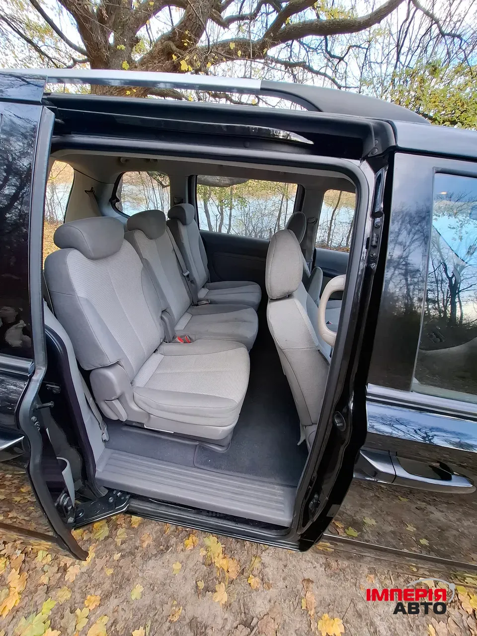 Kia Carnival - фото 19