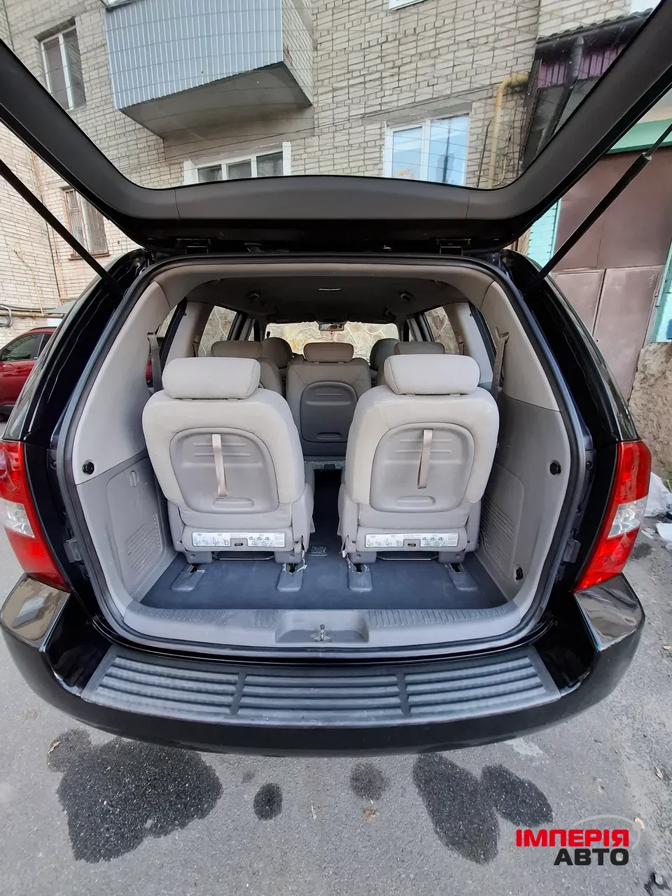 Kia Carnival - фото 37