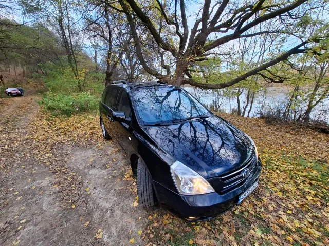 Kia Carnival - фото 4