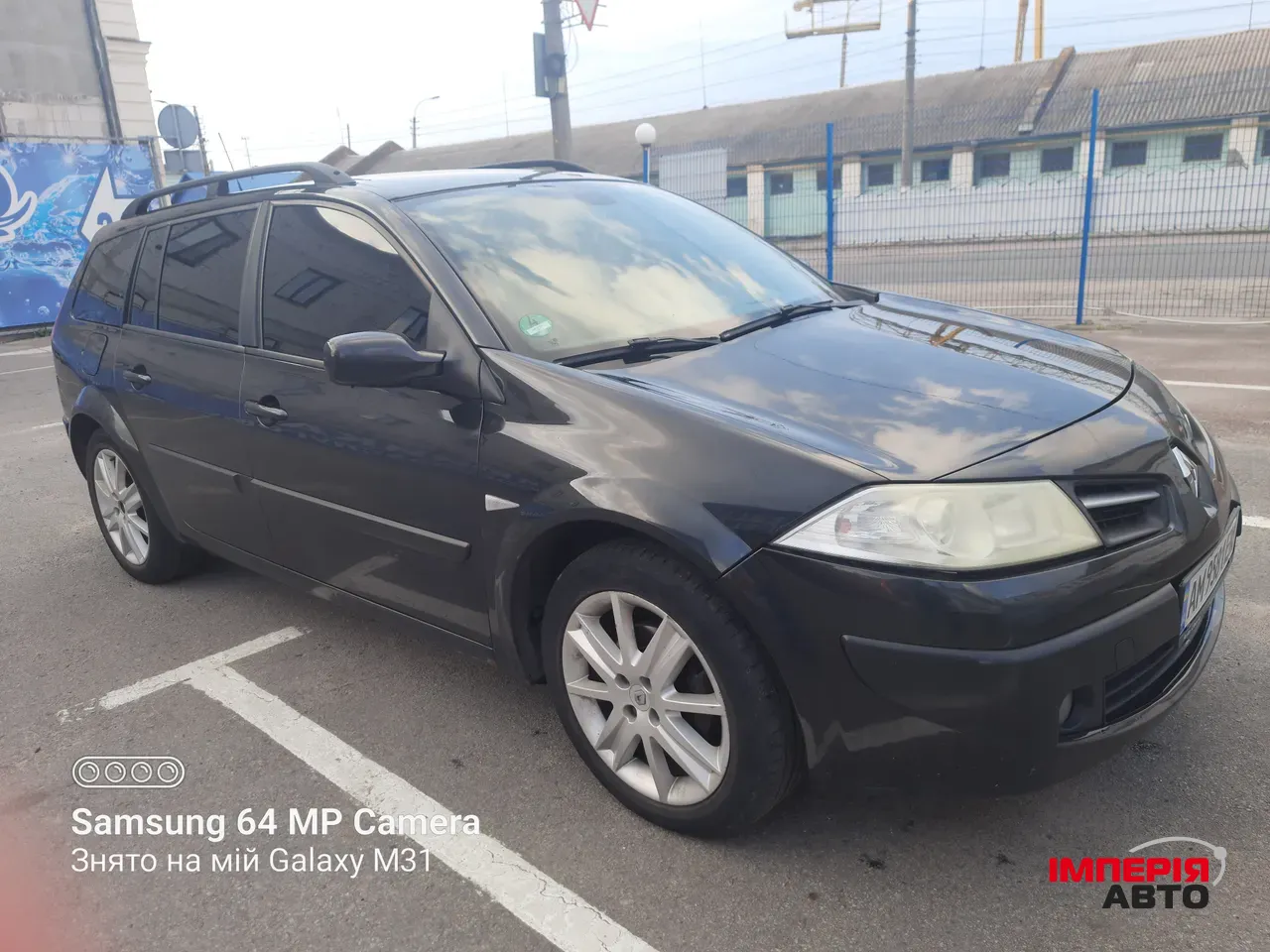 Renault Megane - фото 1