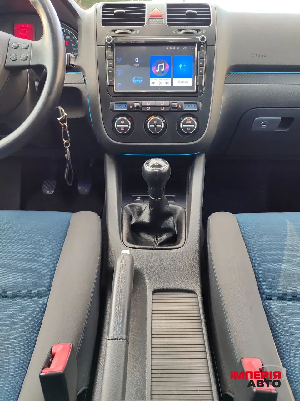 Volkswagen Golf - фото 12