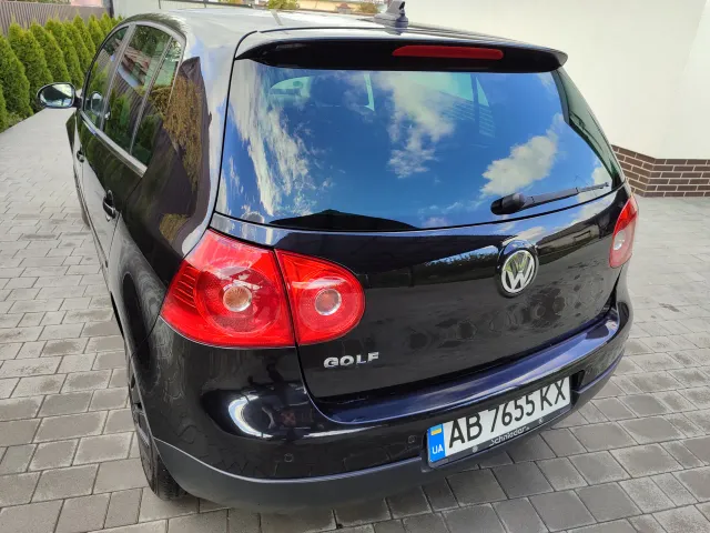 Volkswagen Golf - фото 2